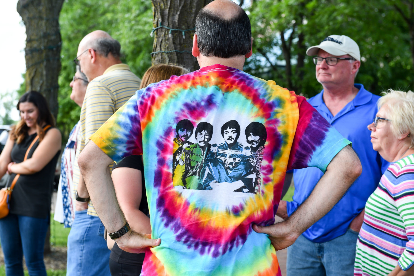 061219-McCartney-Fans-009a.jpg